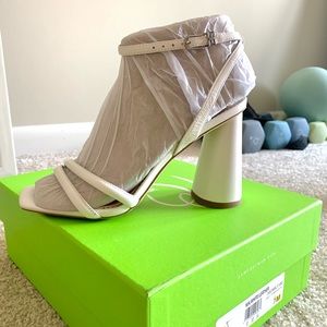 ✨LIKE NEW! White Sam Edelman Kia Ankle Strap Heels